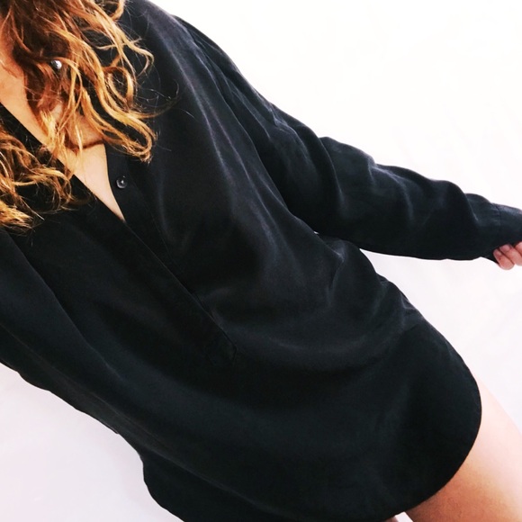 Madewell Tops - Madewell silk cinema pop over shirt blouse